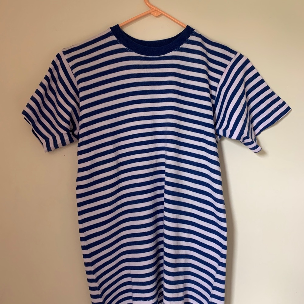 4/$20 Vintage Blue and white striped shirt